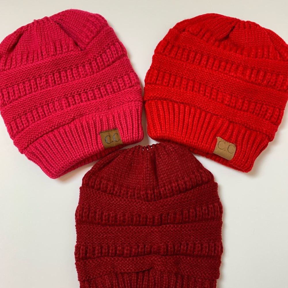 5⭐️ Rated CC Messy Bun Beanie - Picture 8 of 8